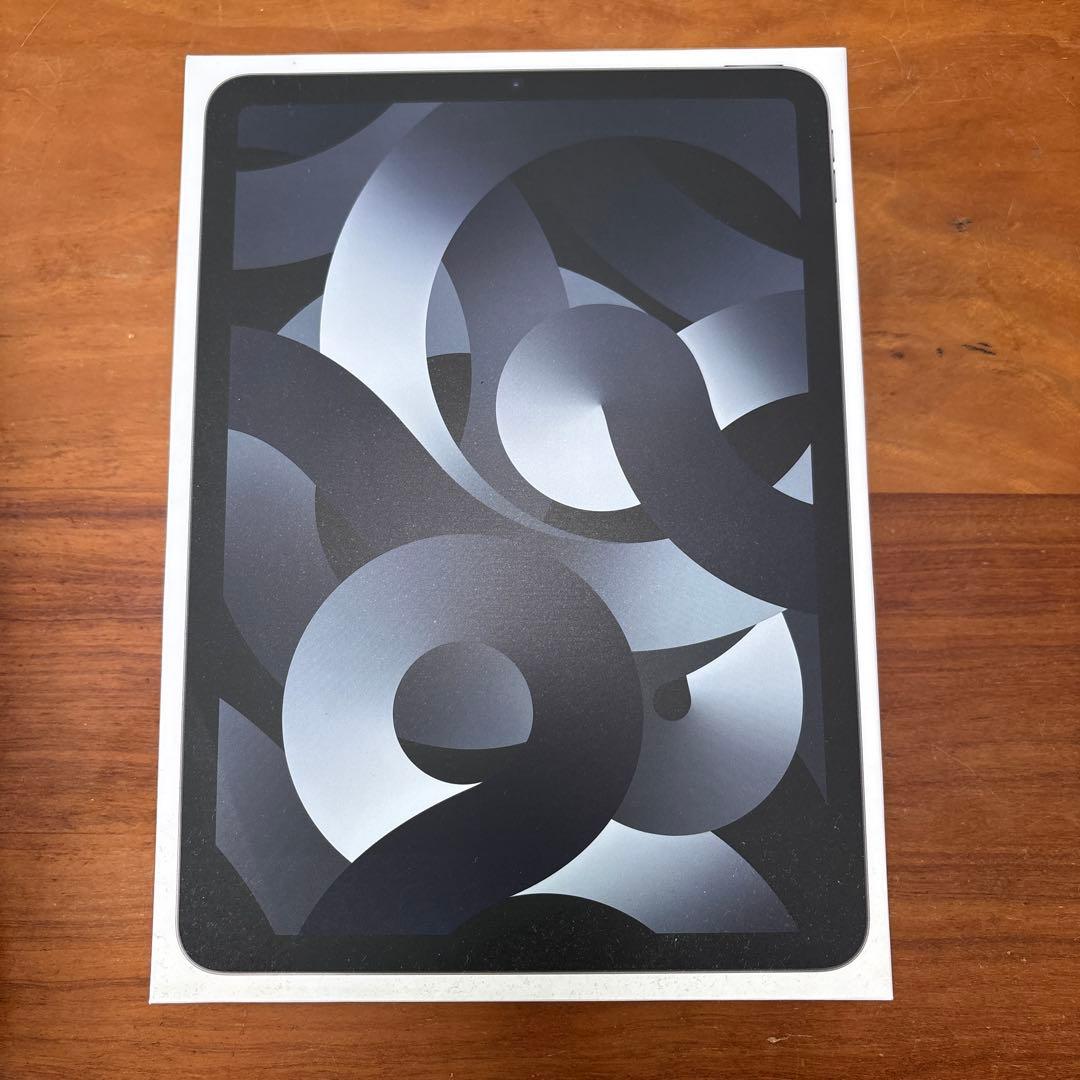 Apple iPad Air(第5世代) スペースグレー 本体