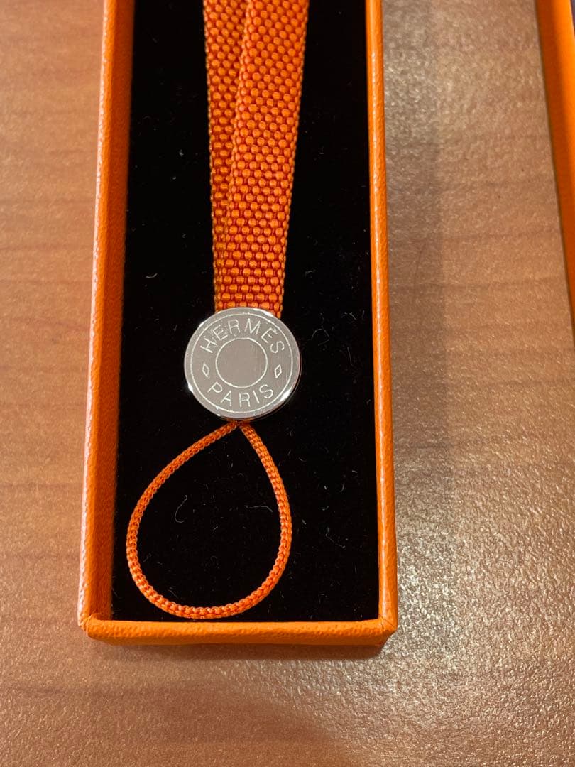 【新品未使用品】HERMES オレンジ ストラップ