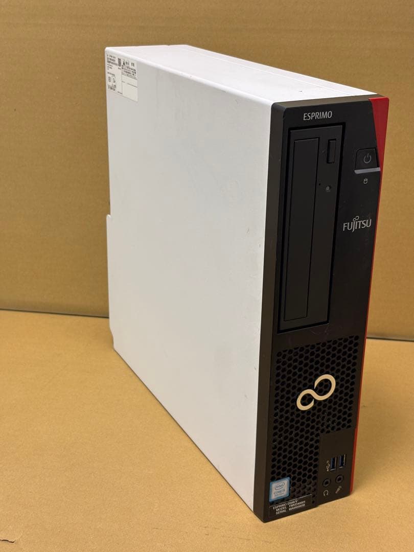 ⭐️515⭐️ FUJITSU ESPRIMO D588/V ⭐️i5-8500⭐️