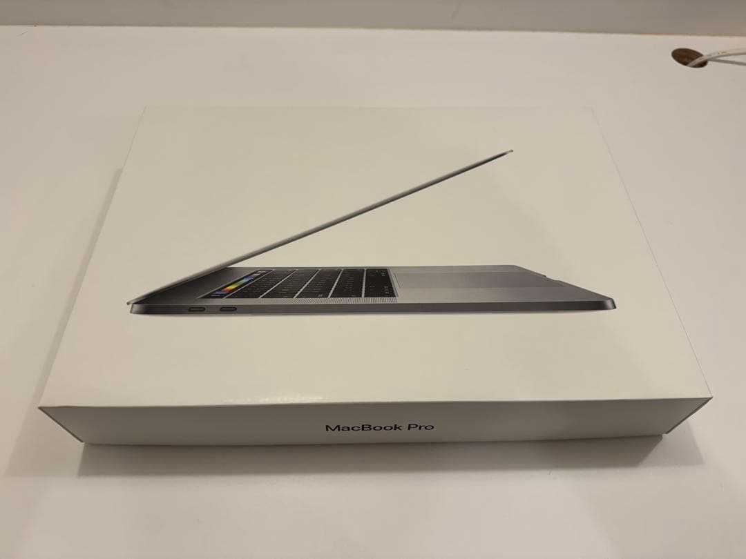 【箱付】MacBook Pro 15-inch (2016) 256GB