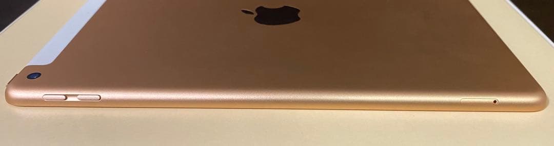 【希少iOS12】iPad6 Gold 32GB SIMフリー バッテリー99%