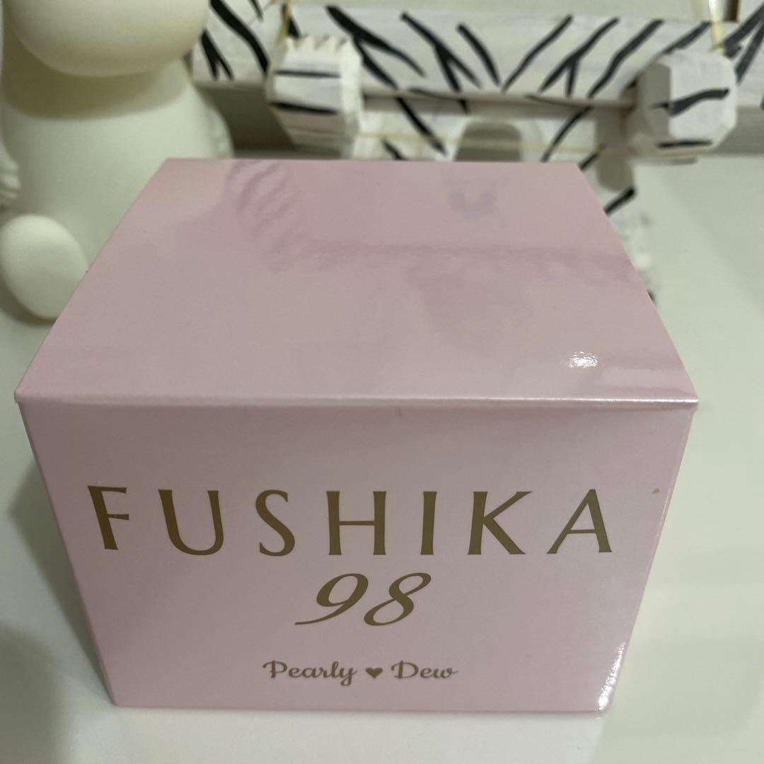 ❤︎ 【新品未開封】FUSHIKA９８プレミアムオールインワン美肌ジェル 100g