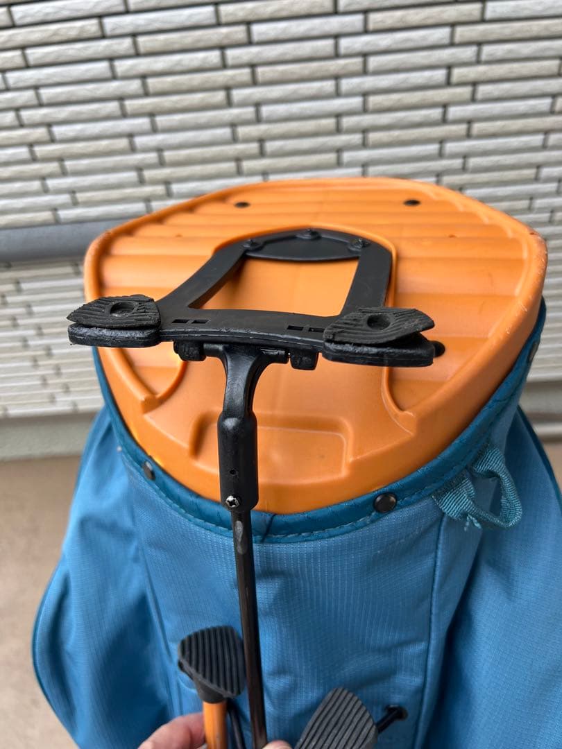 Sun mountain スタンド付きゴルフバッグ 口枠14分割