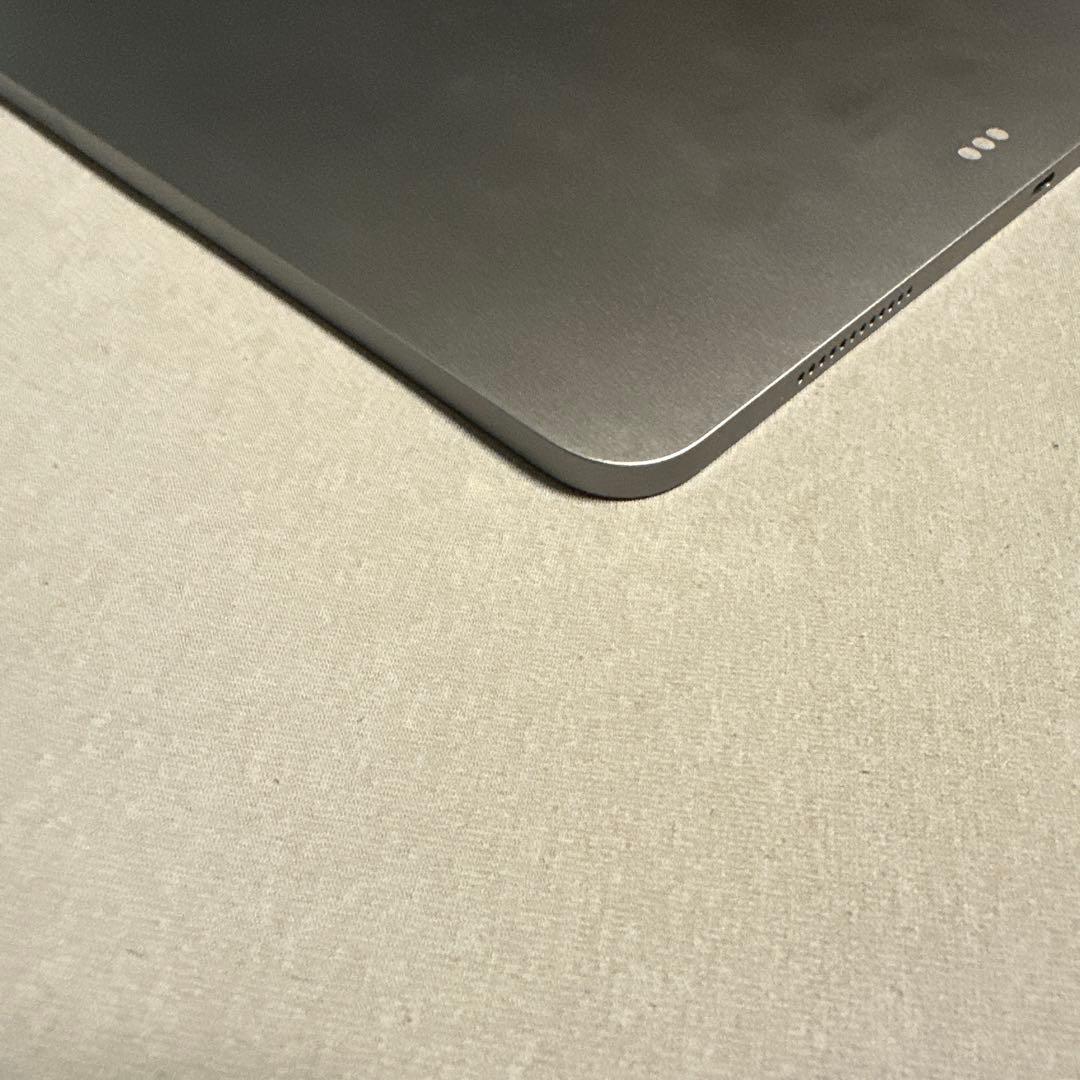 iPad Air 13インチ バッテリー98% Wi-Fi 128GB 15