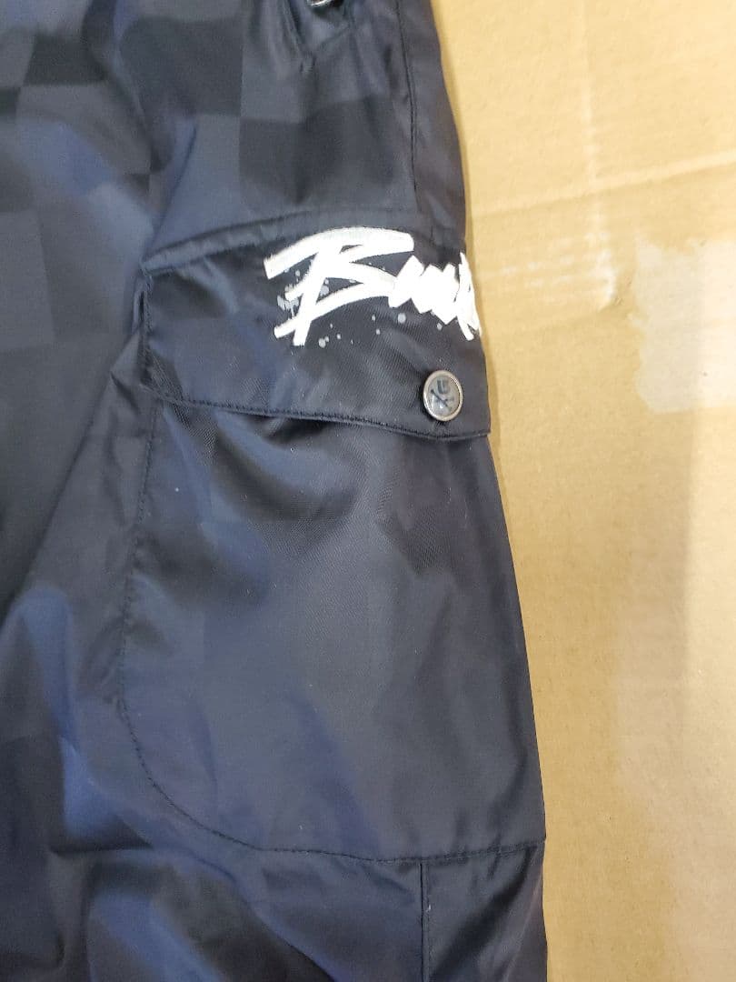 バートン　ジュニアスノーボードウェア　スキー 上下セット