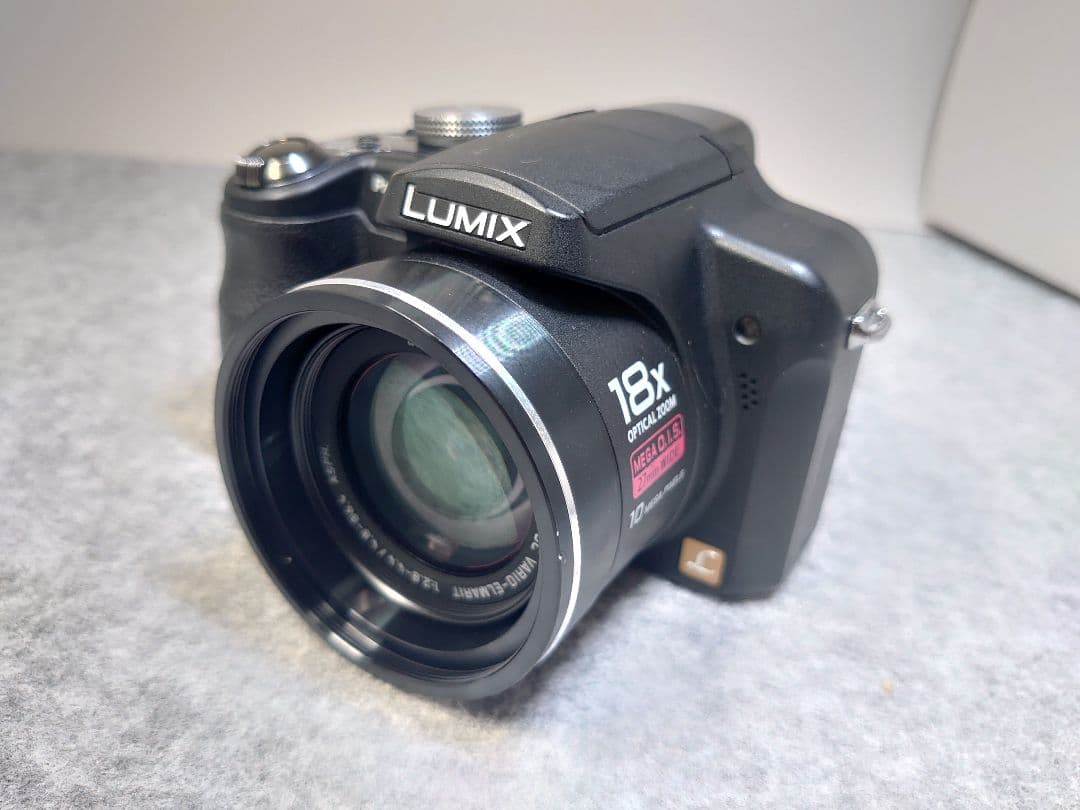 Panasonic LUMIX DMC-FZ28 コンデジ