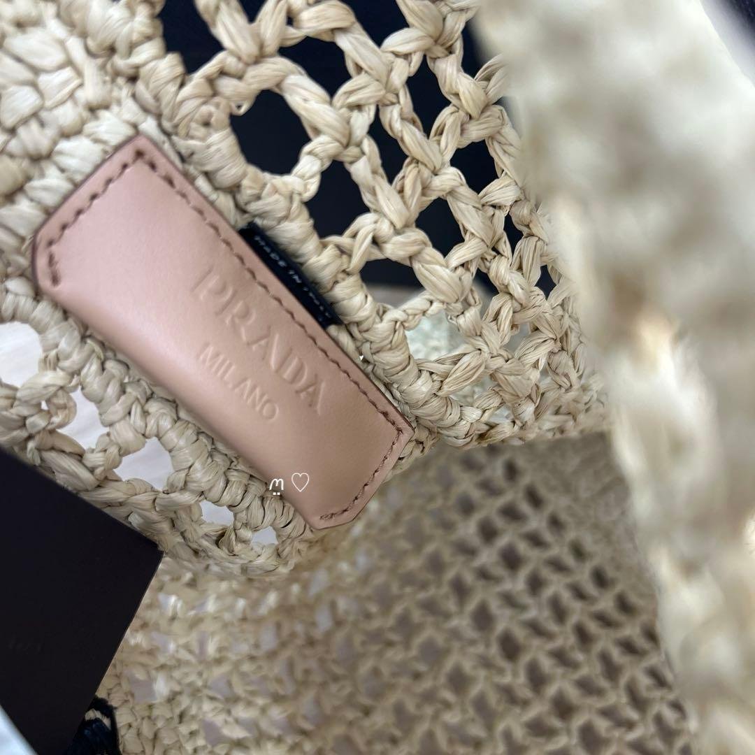 新品　PRADAプラダ　クロシェトートバッグ1BG393　カゴ　ラフィア　現行品