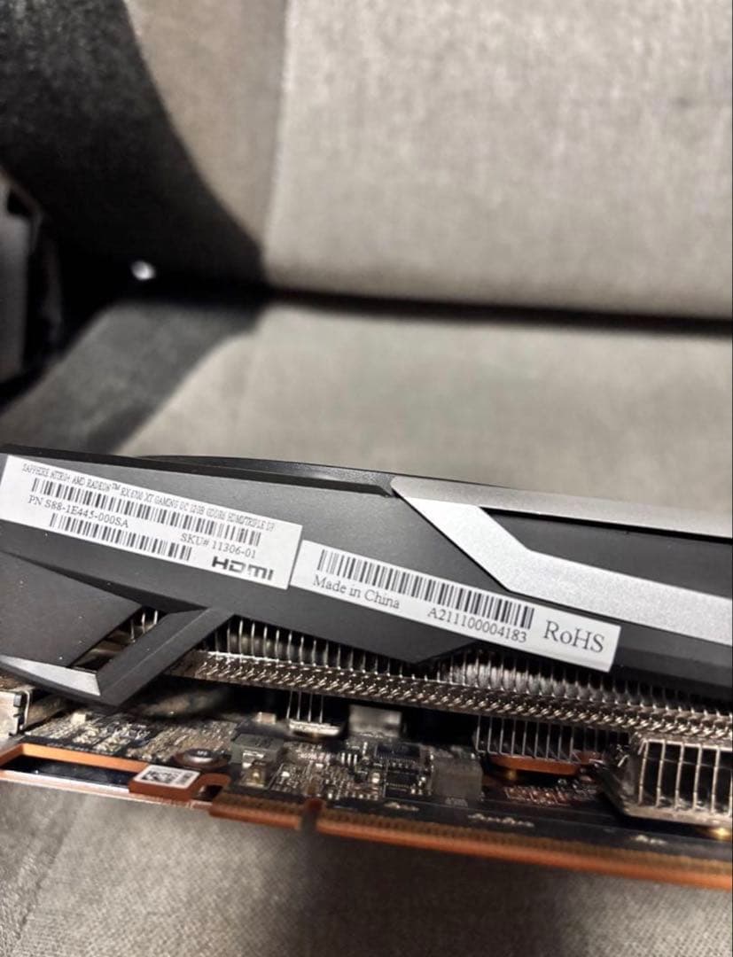 RX6700XT 3ファン グラフィックボード HDMI接続