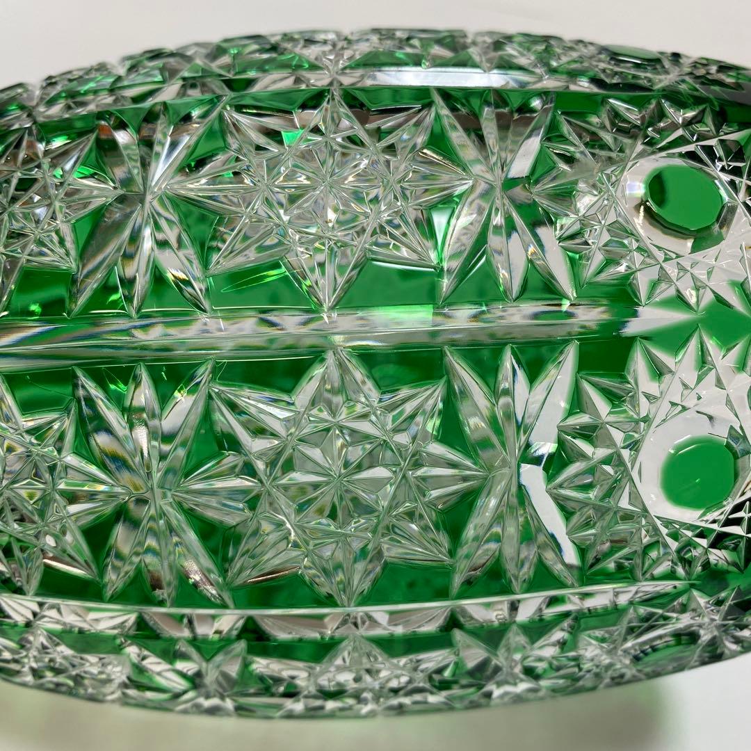 Ajka アイカ　クリスタル　切子　花瓶　フラワーベース　1点　グリーン　緑