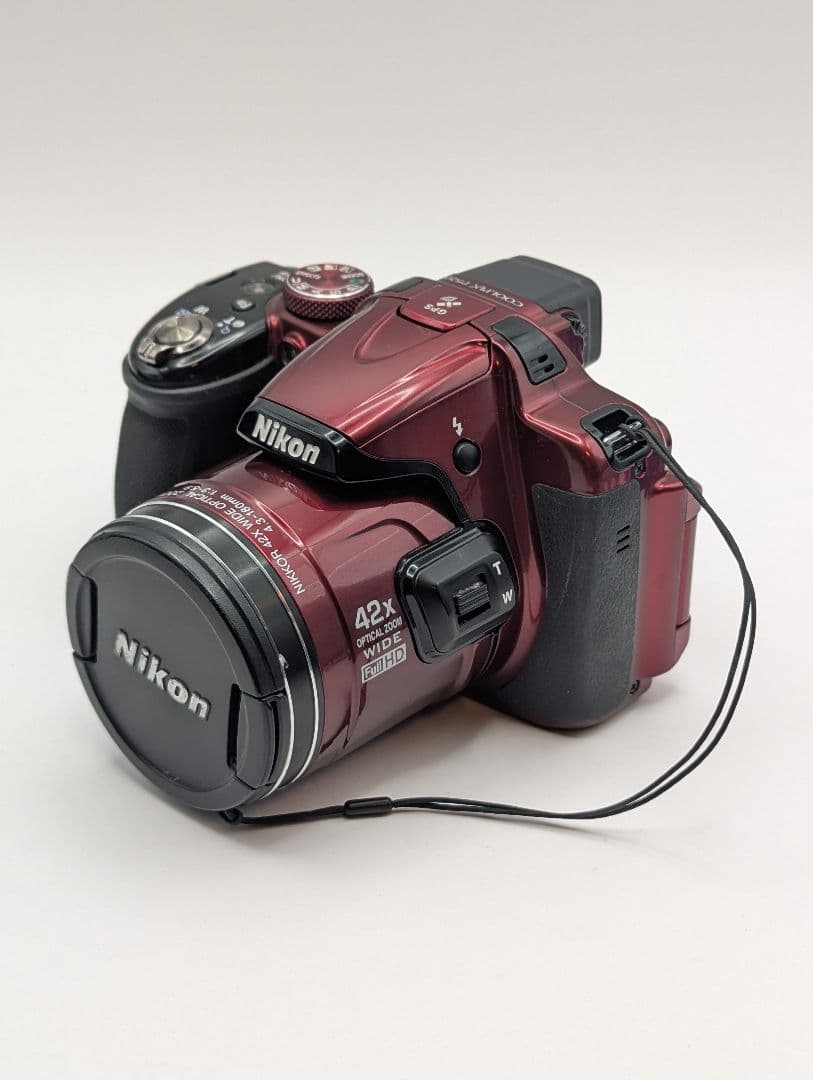 Nikon coolpix P520 レッド