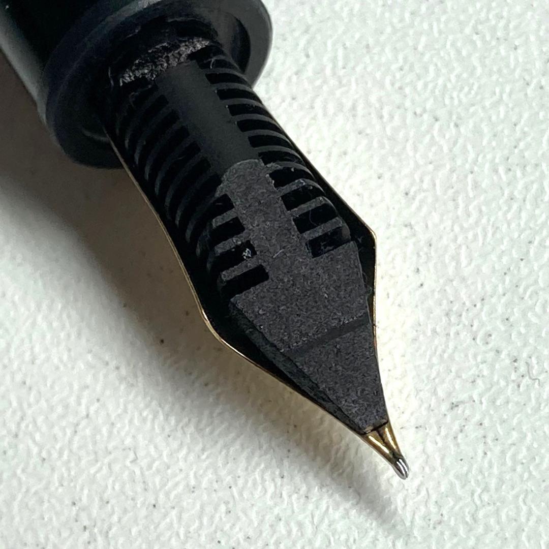 MONTBLANC　万年筆　MEISTERSTUCK 　ペン先14C　ブラック