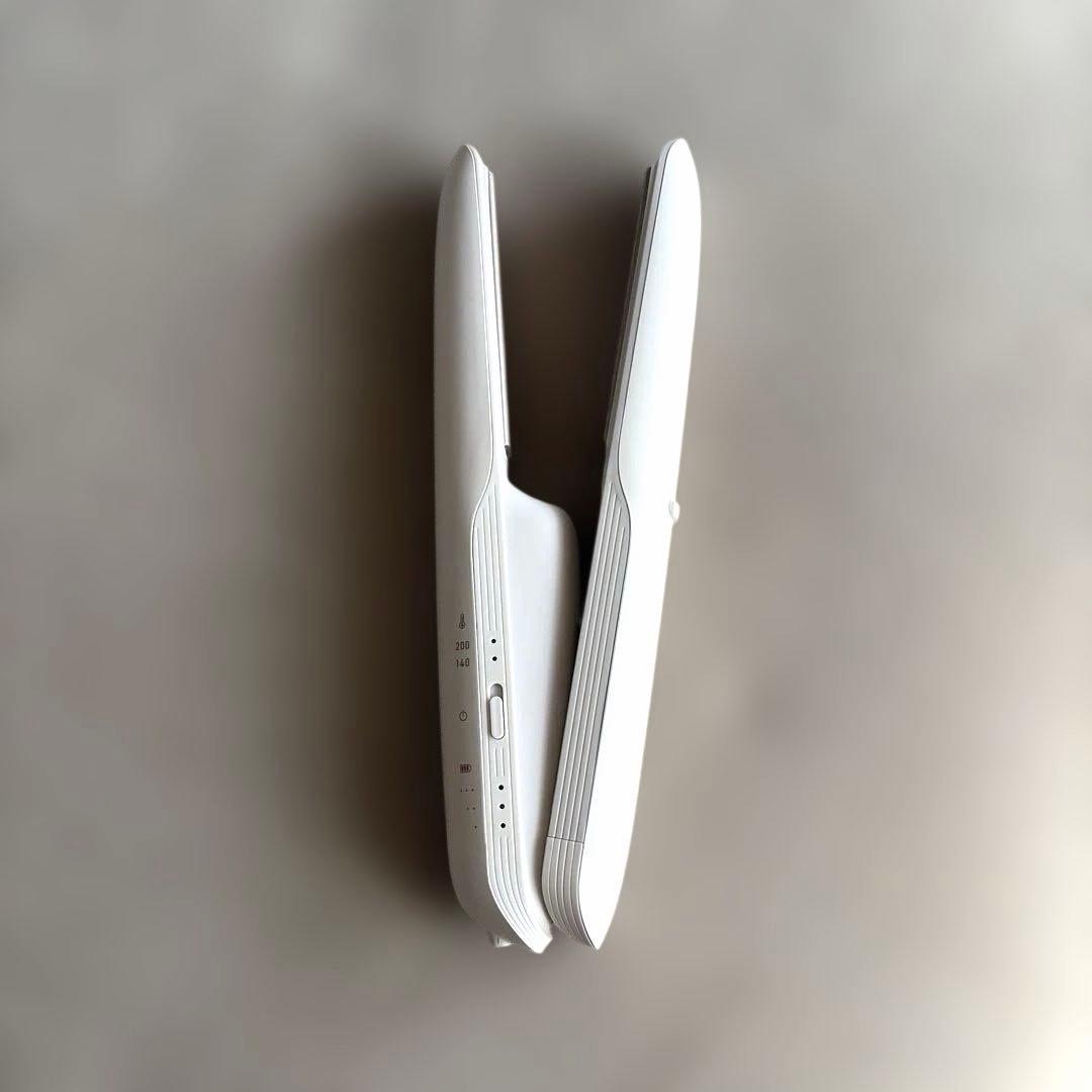 【極美品】INGRACE コードレスヘアアイロン ヴェレナ（グレージュ）