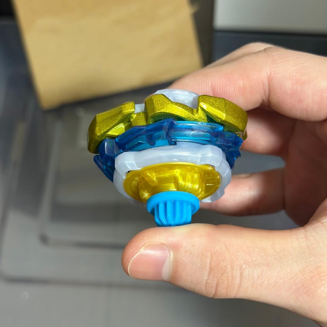 猗*座様 ベイブレードX レアベイ4個売り