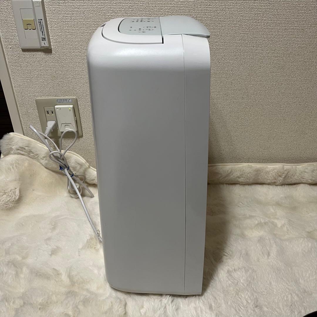 シャープ 衣類乾燥機 除湿機 プラズマクラスター 8畳 CV-N71-W