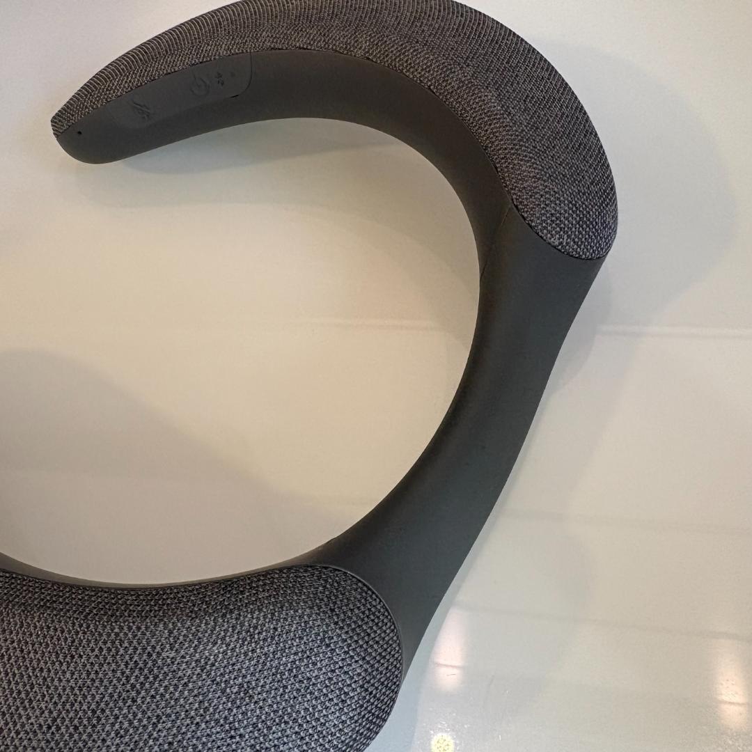 【メーカー新品交換品】 SONY ネックバンドスピーカー SRS-NS7　美品