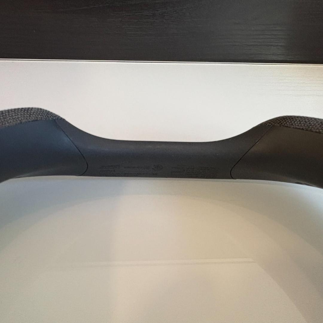 【メーカー新品交換品】 SONY ネックバンドスピーカー SRS-NS7　美品