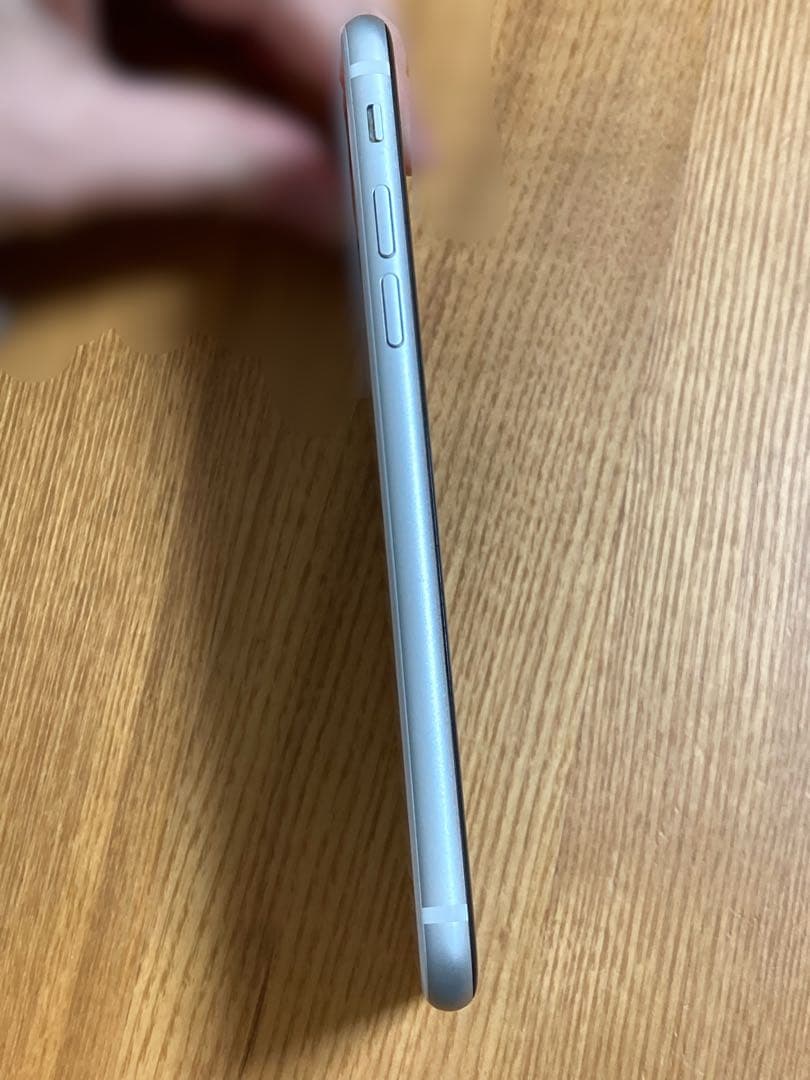 スマートフォン本体 iPhoneSE2 128GB