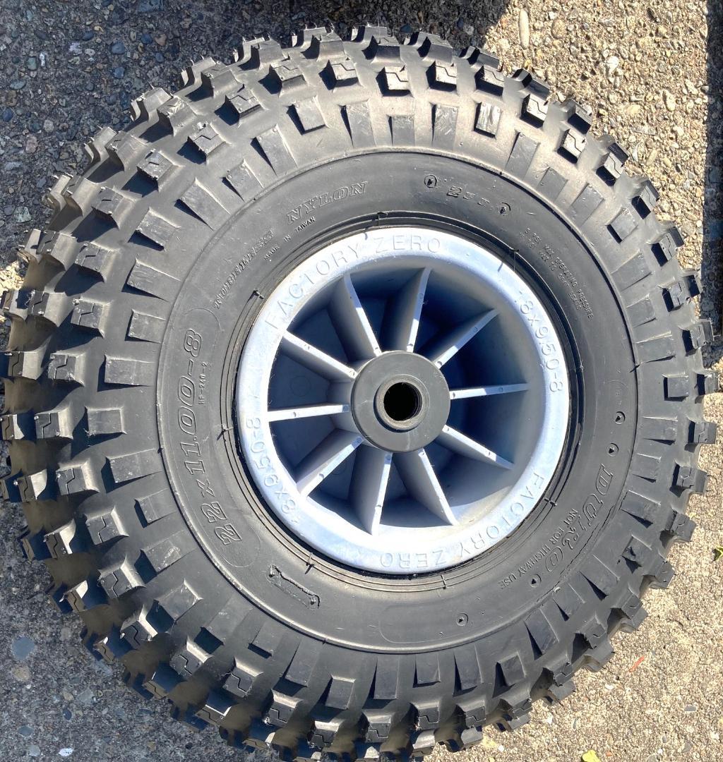 DURO タイヤ HF240 22x11-8 2PR HF240-2 　2本