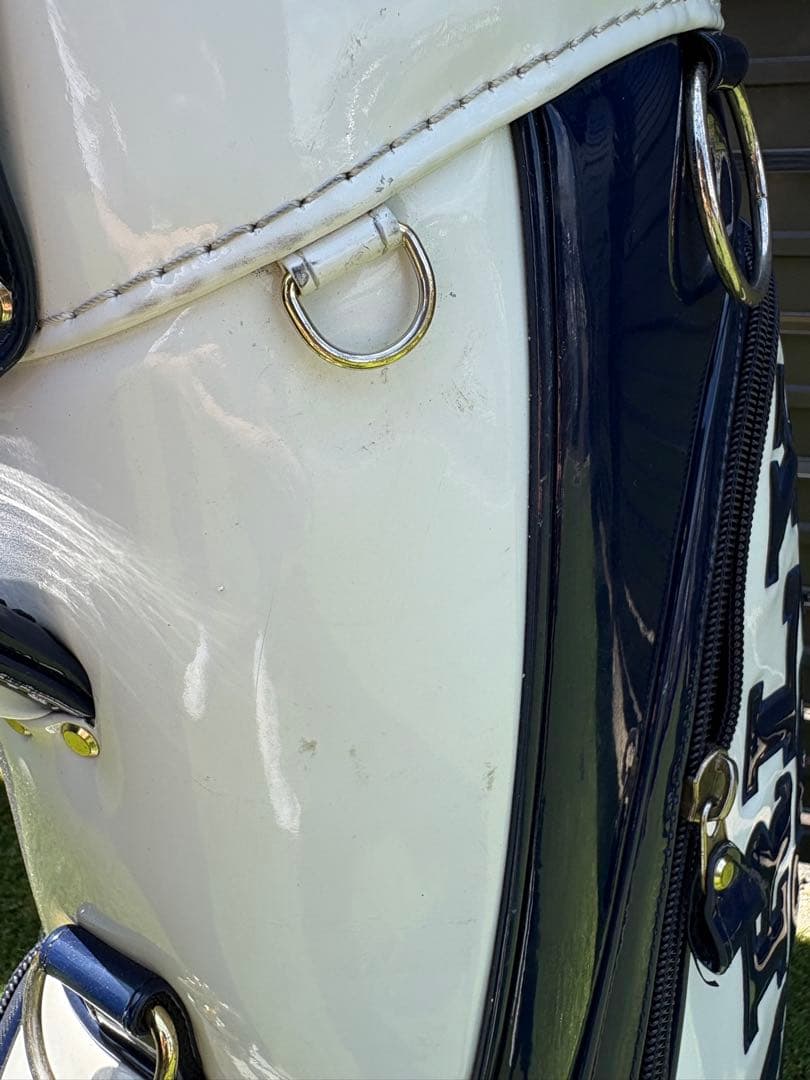 PEARLY GATES エナメルキャディバッグ