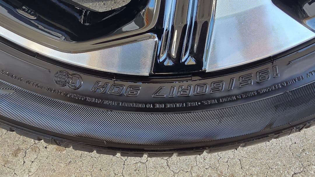 つかさ様ライズ 純正17インチ タイヤホイール4本セット ENASAVE