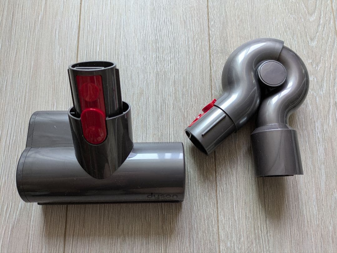 dyson v8 fluffy + 山崎実業スタンド