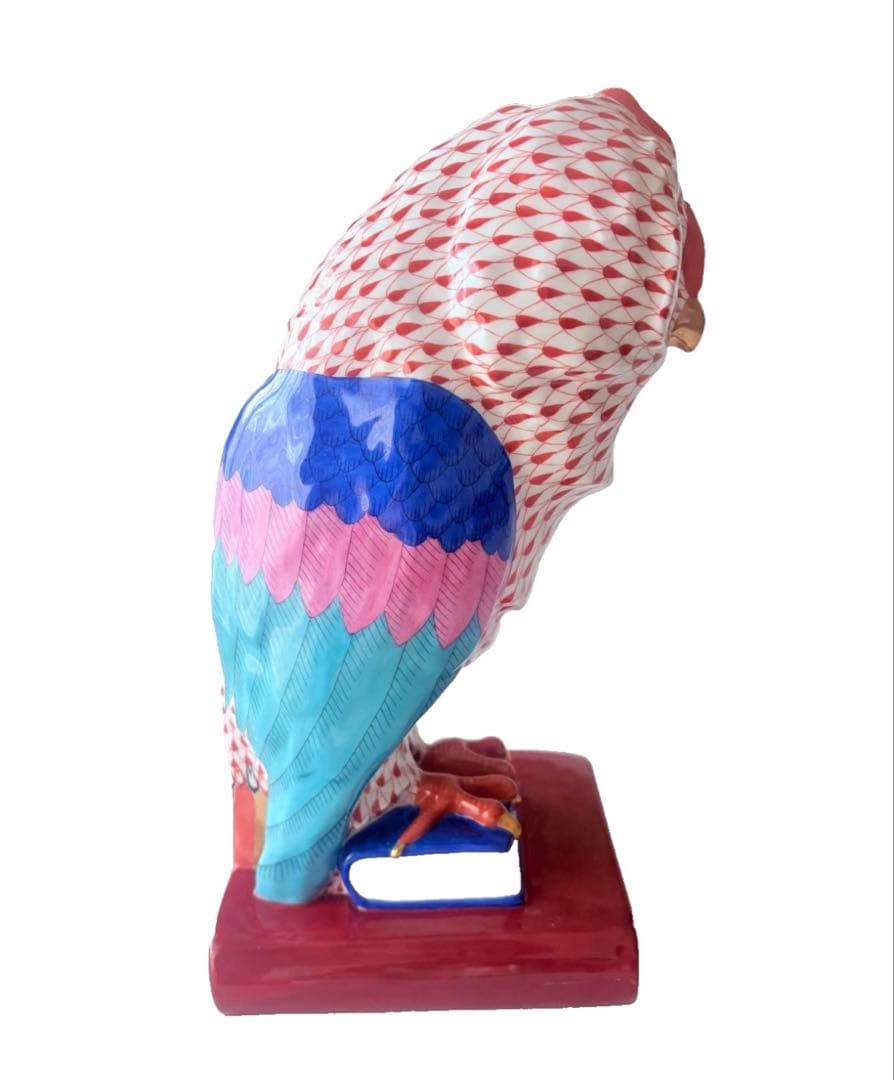 herend hvngary 梟　 ヘレンド 本の上の梟　赤色の鱗模様