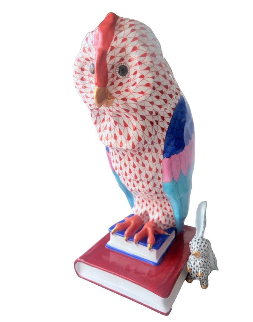 herend hvngary 梟　 ヘレンド 本の上の梟　赤色の鱗模様