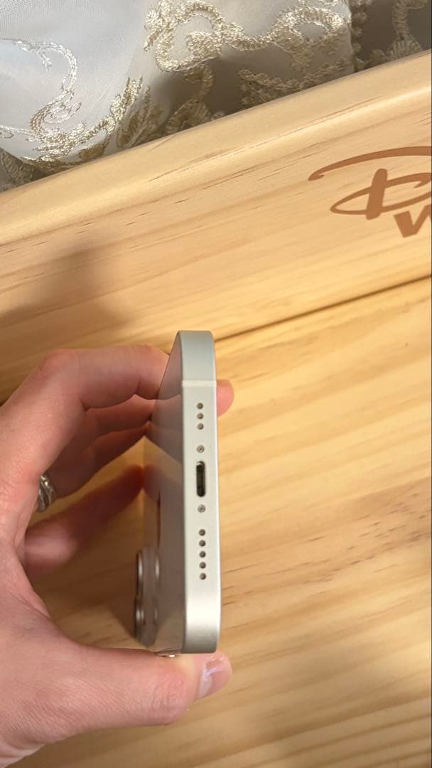 Apple iPhone 14 ホワイト 本体 箱 純正ケーブル付き 256GB