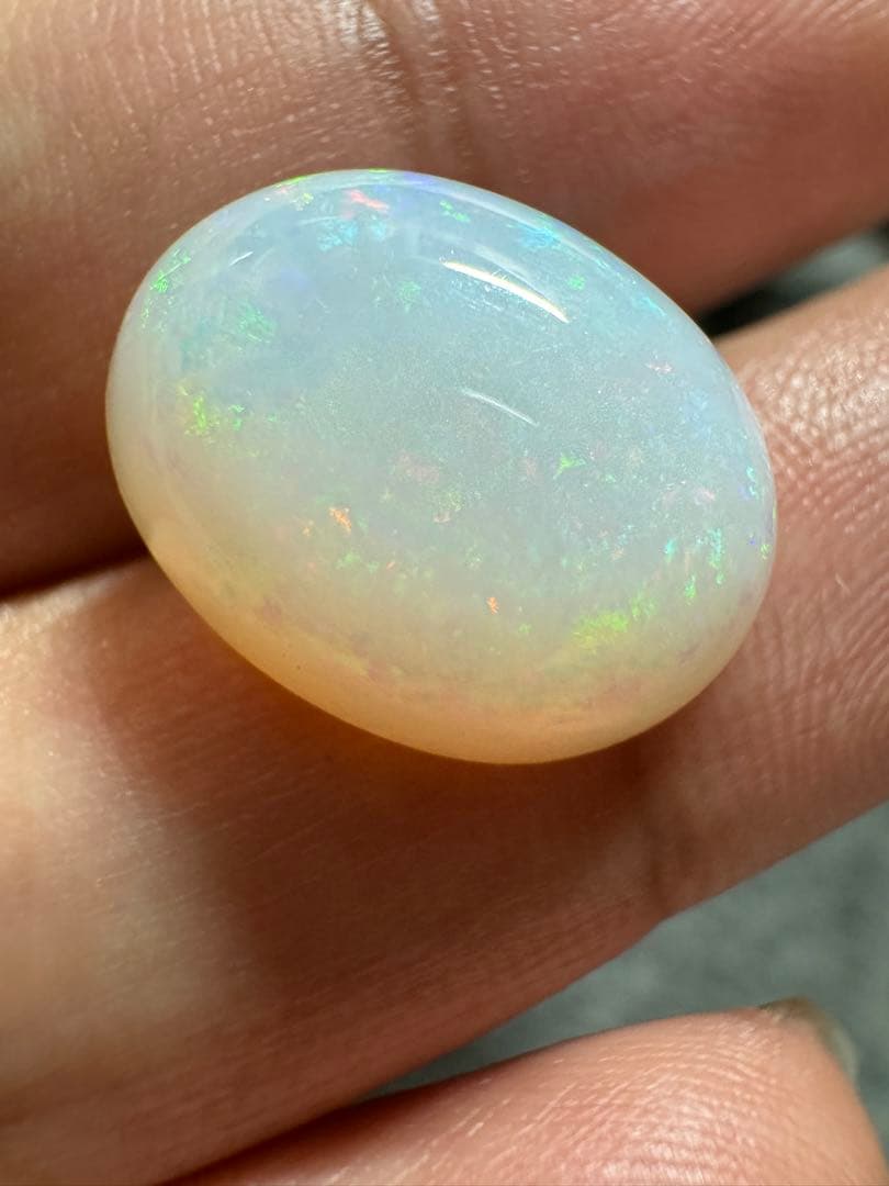 特大半透明天然オパール 8.794ct