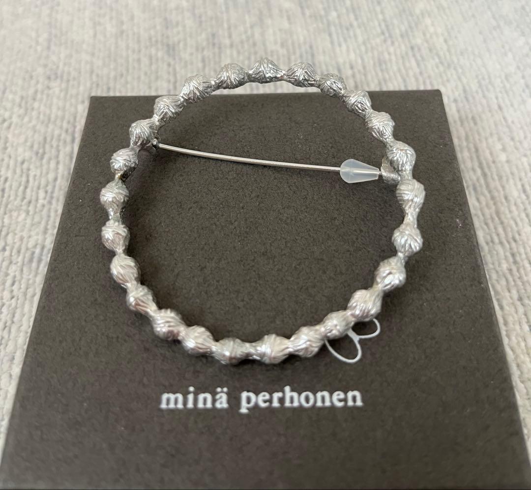 ［美品］ミナペルホネン　タンバリン　ブローチ　シルバー