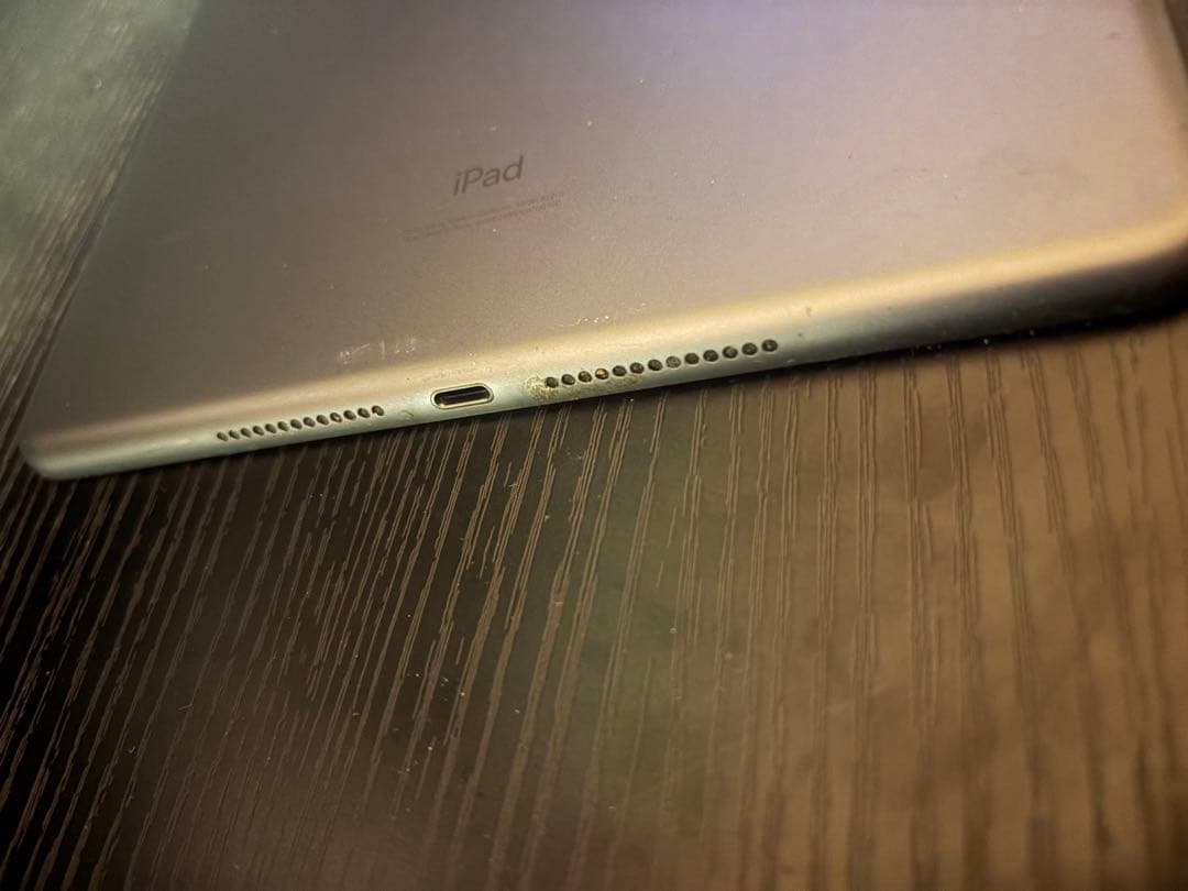 Apple iPad 第8世代スペースグレー 本体