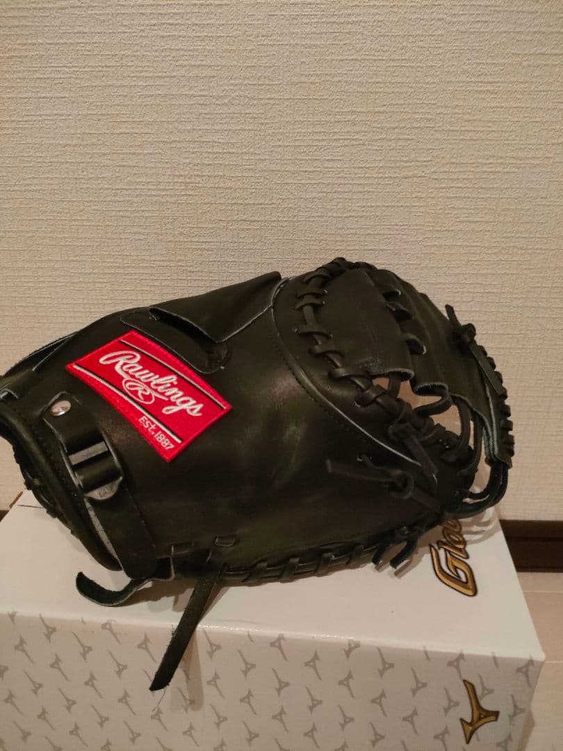 硬式用グローブ