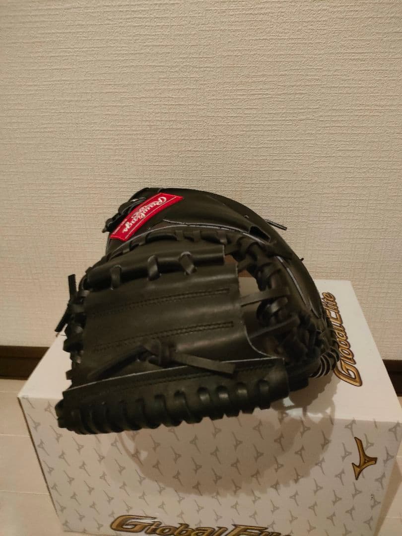 硬式用グローブ