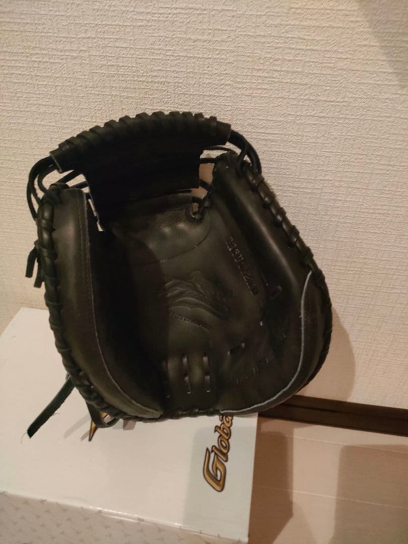 硬式用グローブ