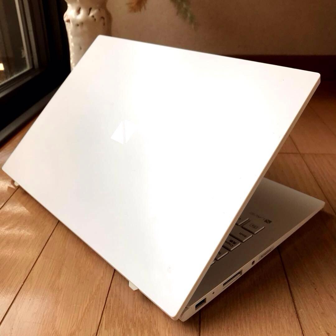 美品 NEC LaVie N1435/CAW(M.2NVMeSSD500GB)