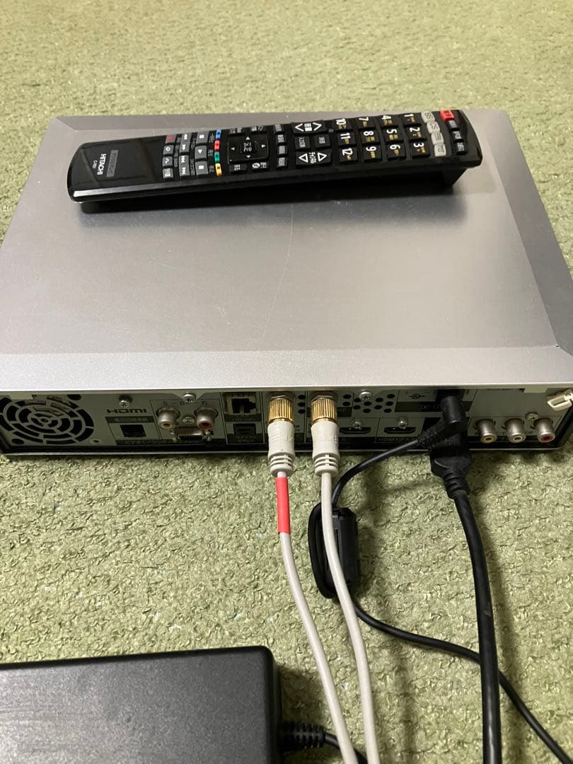 t*o様 送料込♪32V型/液晶テレビ 日立 Wooo UT32-HV700W♪