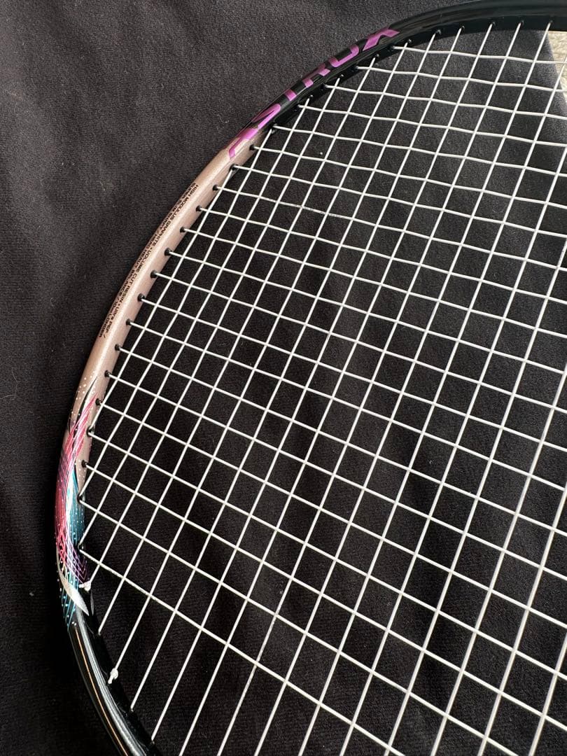 ヨネックス　アストロクス55a シャンパン