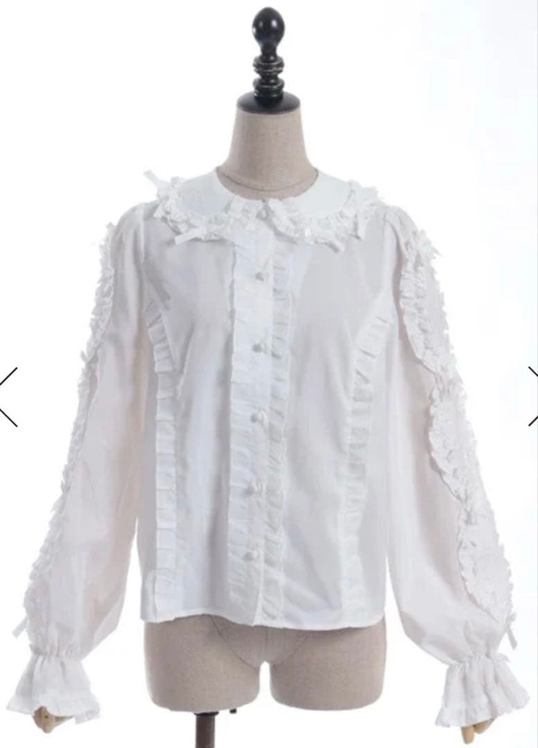 axes femme Chalmiereフリルロングブラウス（シロ×シロ）