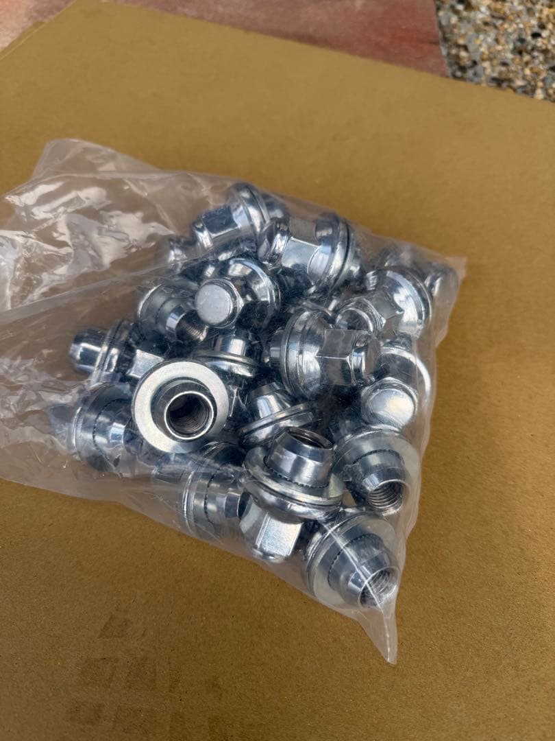 40 アルファード　純正タイヤ＆ホイールセット　新車外し