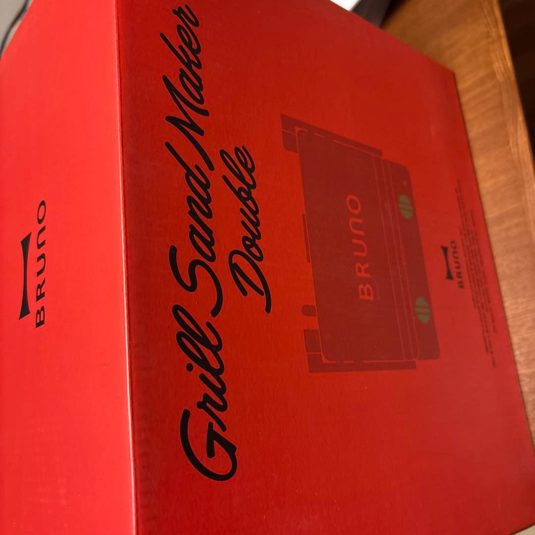 BRUNO グリルサンドメーカー ダブル赤　本体＋ミニケーキ＋ワッフル　計4枚付