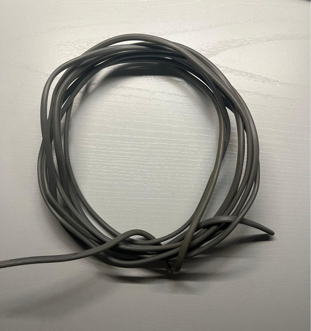 【美品】Bose 101MM ブラケット付き　おまけ付き　連番