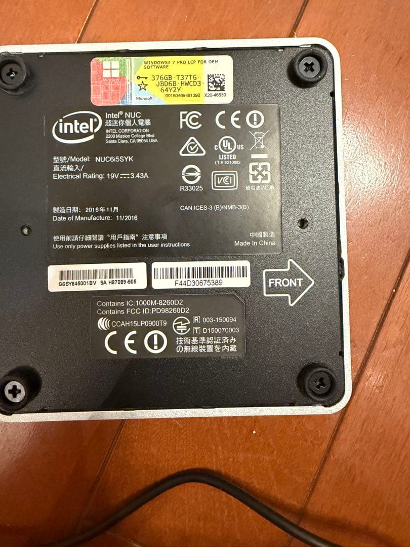 Intel NUC NUC6i5SYK ミニPC