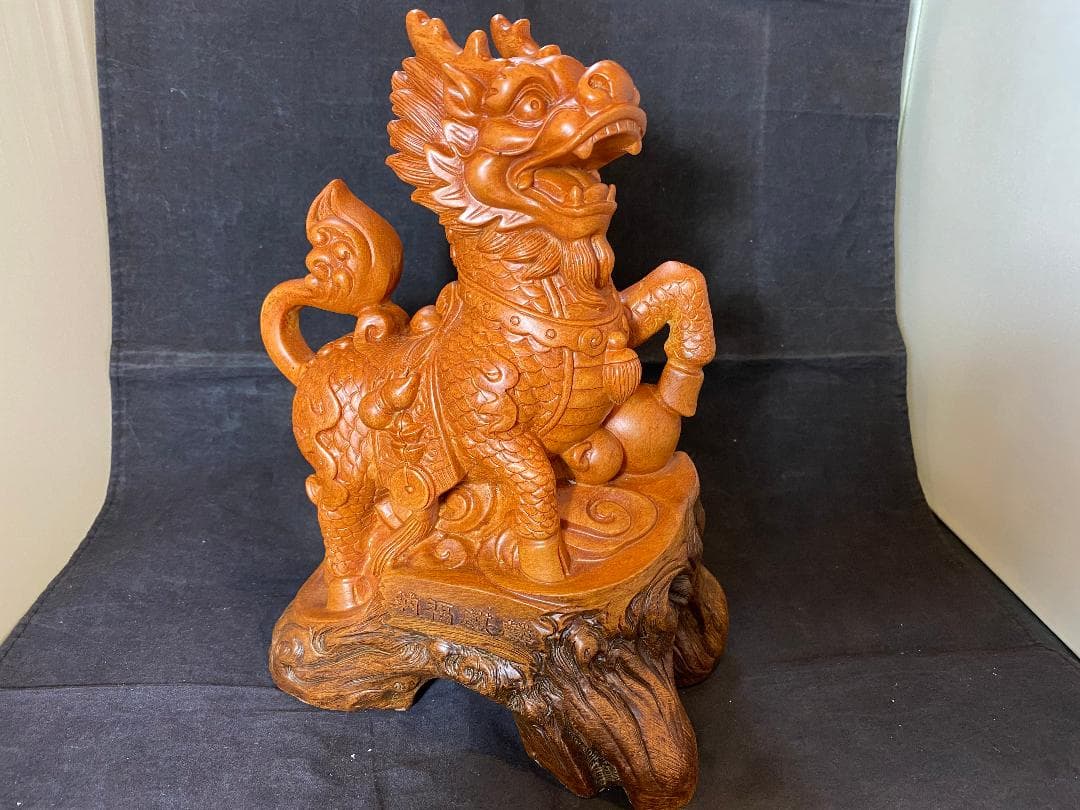 麒麟木製置物　２体セット　霊獣　人間関係　トラブル解消　幸運