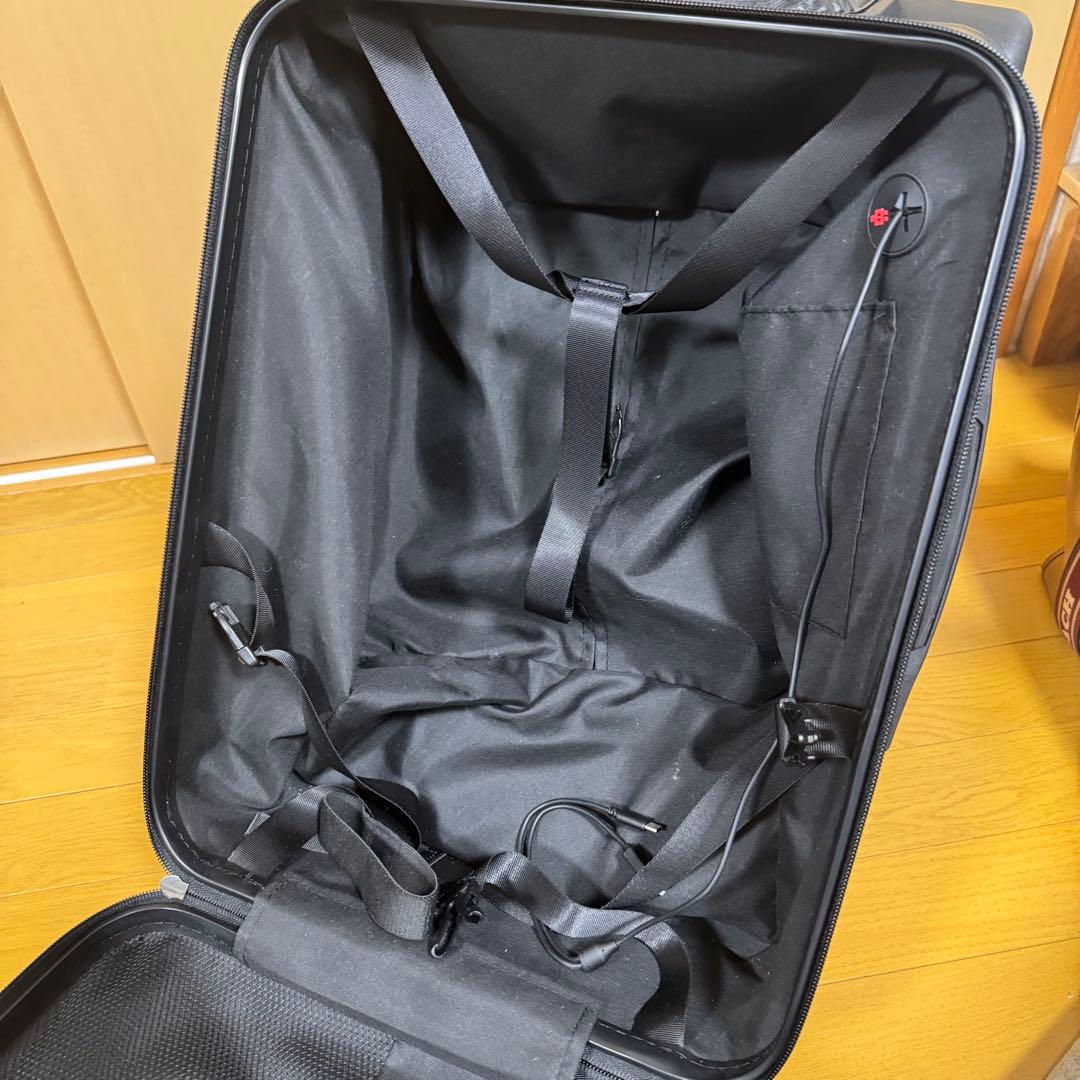 キッズキャリーケース　乗れる　スーツケース　キッズトラベルNEO 子供