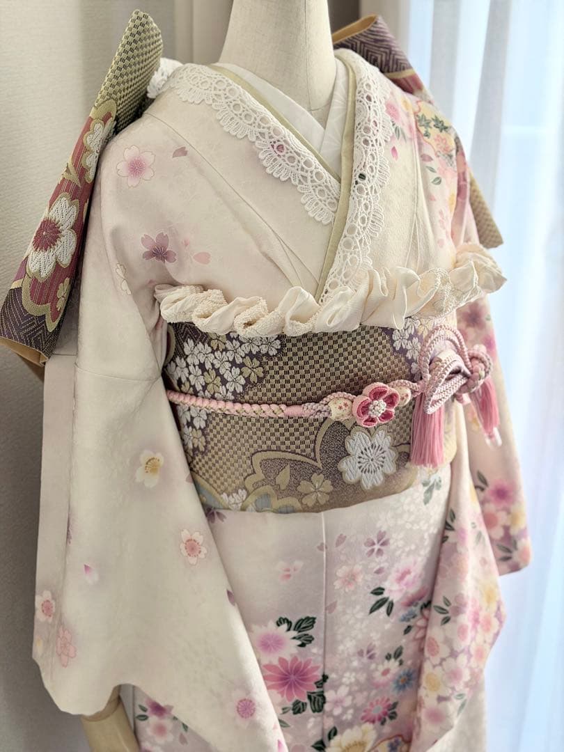 白地　ピンク柄　振袖フルセット