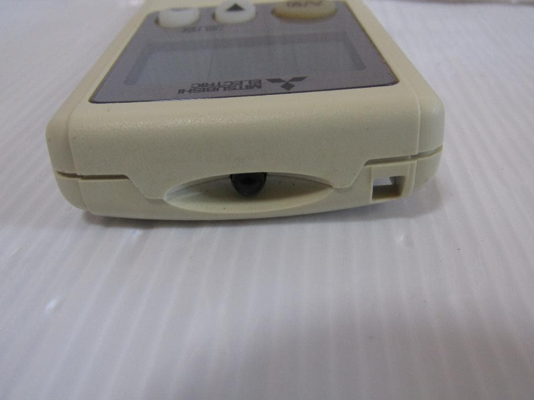 A2220 三菱 MITSUBISHI エアコンリモコン 001CJ