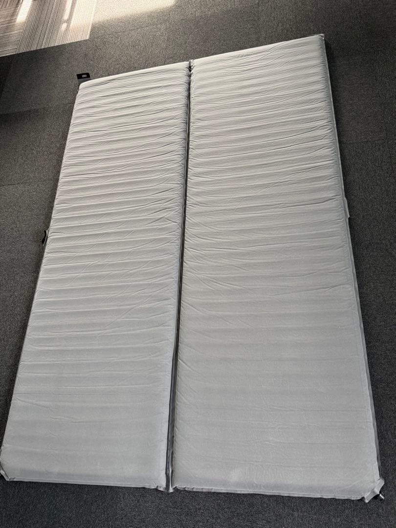 美品　 peak ダブルサイズ スリーピングマット