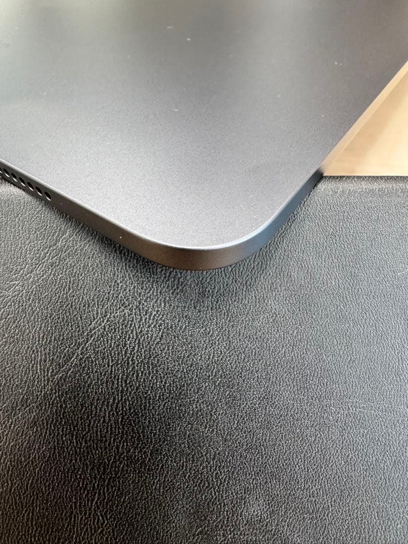 M4 iPad Pro 本体　wi-fiモデル　13インチ 256GBセット可