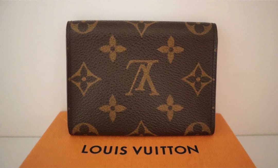 美品LOUIS VUITTON 名刺入れアンヴェロップ カルト ドゥ ヴィジット