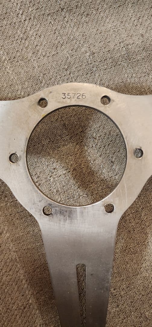 ナルディステアリングホイール